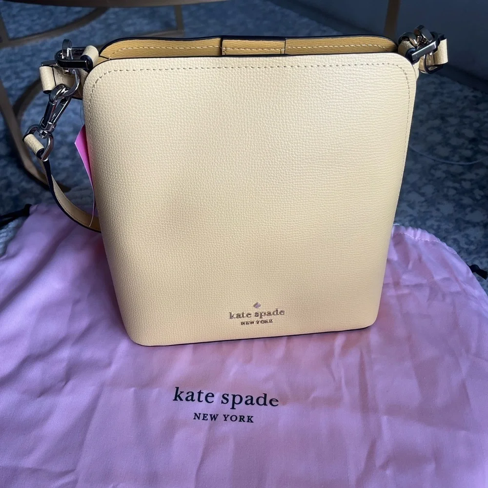 NWT Kate Spade Darcy Small Bucket Bag Grain Leather Daybreak Crossbody, Yellow